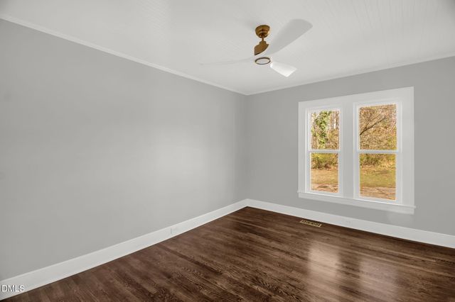 2200 W 3rd Street, Siler City, NC 27344