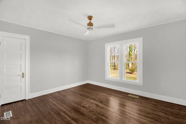 2200 W 3rd Street, Siler City, NC 27344