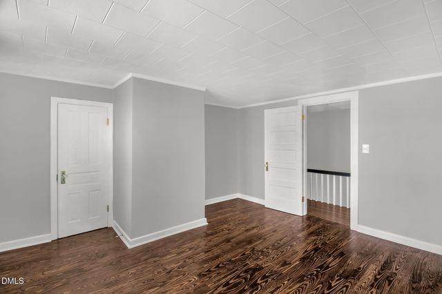 2200 W 3rd Street, Siler City, NC 27344