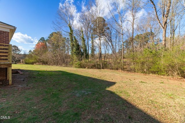 2200 W 3rd Street, Siler City, NC 27344