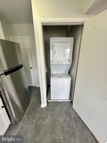 497 KINGSLEY ST, Philadelphia, PA 19128