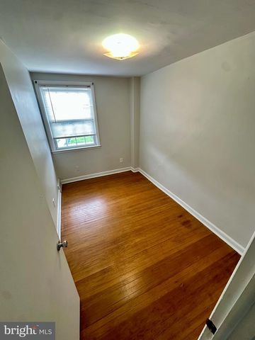 497 KINGSLEY ST, Philadelphia, PA 19128