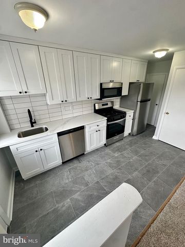 497 KINGSLEY ST, Philadelphia, PA 19128