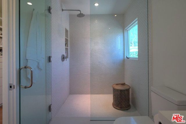 2439 Carman Crest Drive, Los Angeles, CA 90068