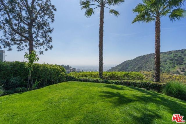 2439 Carman Crest Drive, Los Angeles, CA 90068