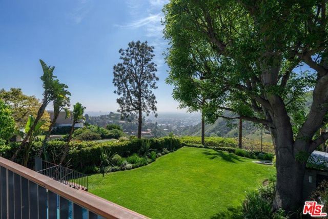 2439 Carman Crest Drive, Los Angeles, CA 90068