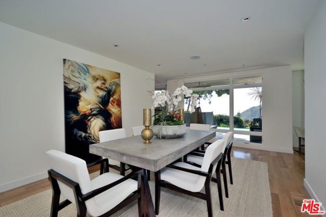 2439 Carman Crest Drive, Los Angeles, CA 90068