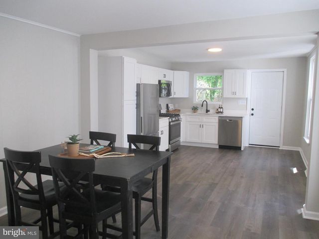828 BROAD STREET, Chambersburg, PA 17202