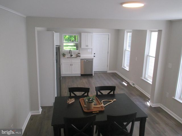828 BROAD STREET, Chambersburg, PA 17202