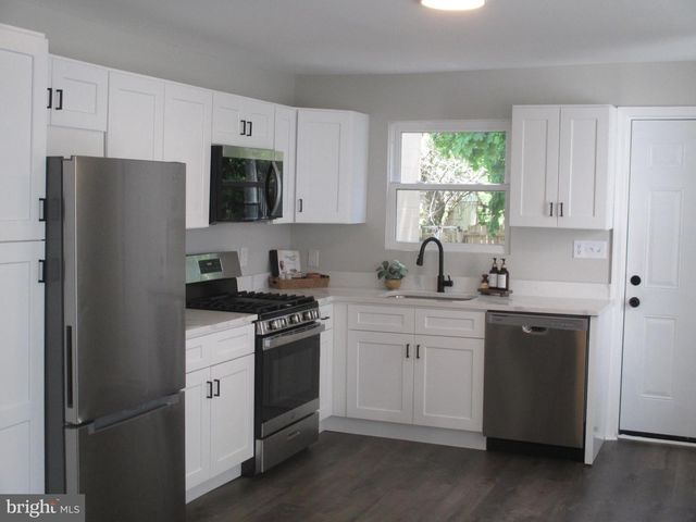 828 BROAD STREET, Chambersburg, PA 17202