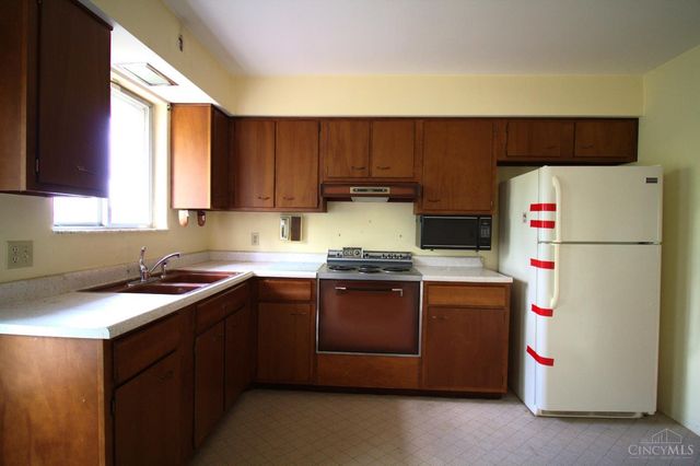 332 Lux Avenue, Springfield Twp., OH 45216