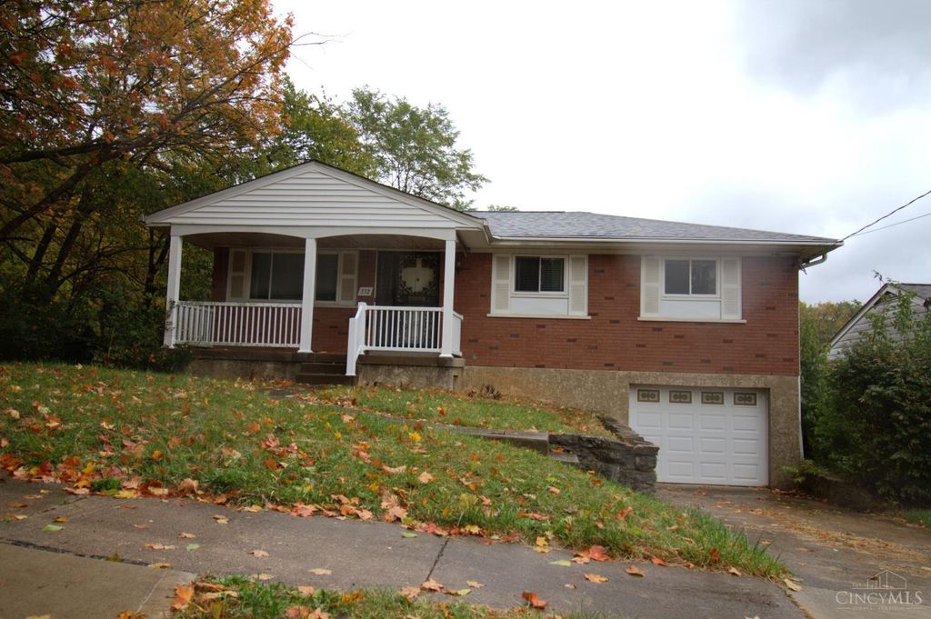 332 Lux Avenue, Springfield Twp., OH 45216