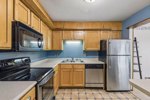 1573 Cohansey Street 204, Saint Paul, MN 55117