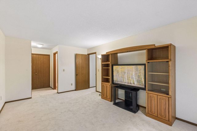 1573 Cohansey Street 204, Saint Paul, MN 55117