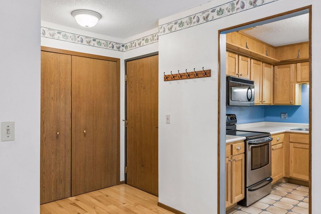 1573 Cohansey Street 204, Saint Paul, MN 55117 — photo 4