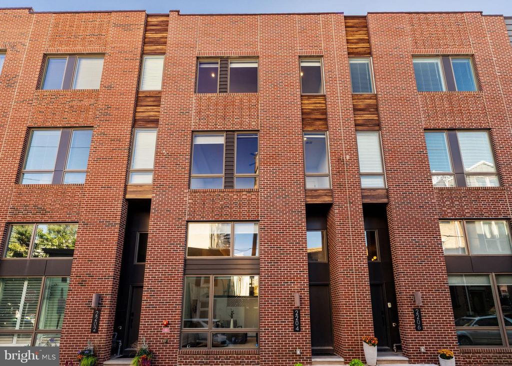 2204 LEAGUE ST, Philadelphia, PA 19146