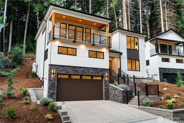 8 Shooting Star Court, Bellingham, WA 98229
