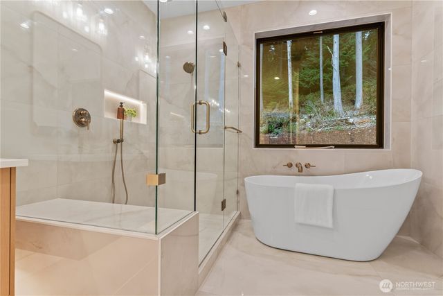 8 Shooting Star Court, Bellingham, WA 98229