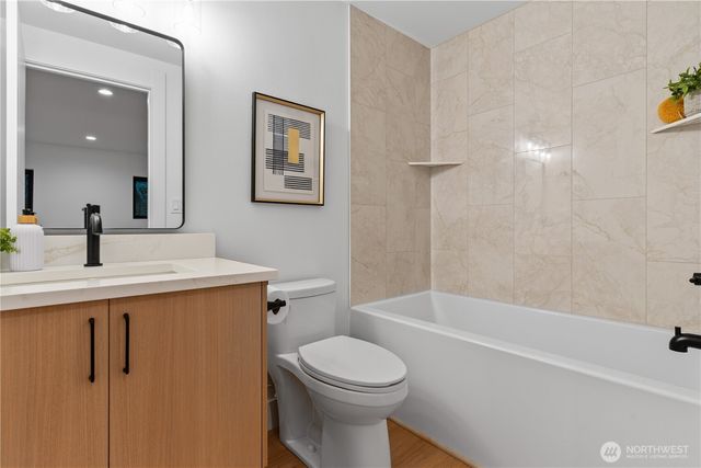 8 Shooting Star Court, Bellingham, WA 98229