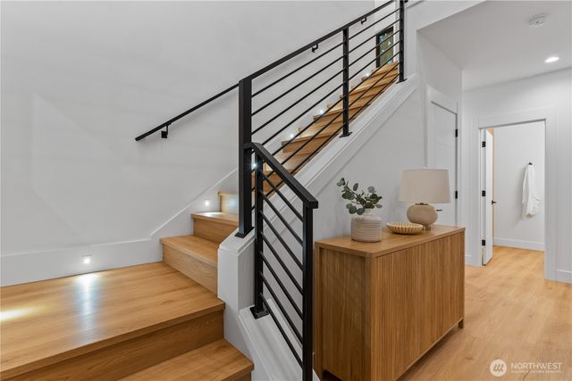 8 Shooting Star Court, Bellingham, WA 98229
