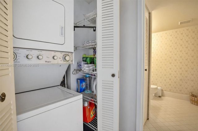 13105 SW 16th Court 407L, Pembroke Pines, FL 33027