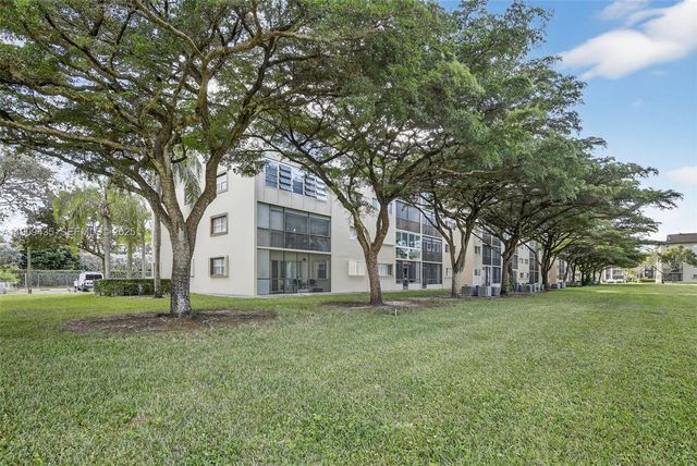 13105 SW 16th Court 407L, Pembroke Pines, FL 33027
