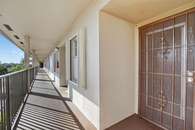 13105 SW 16th Court 407L, Pembroke Pines, FL 33027