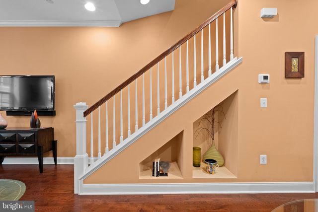 304 CAPTAINS WAY, Philadelphia, PA 19146