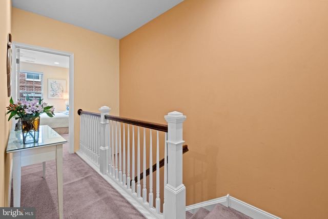 304 CAPTAINS WAY, Philadelphia, PA 19146