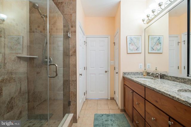 304 CAPTAINS WAY, Philadelphia, PA 19146