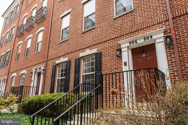 304 CAPTAINS WAY, Philadelphia, PA 19146