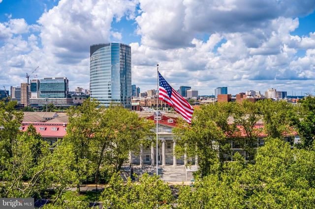 304 CAPTAINS WAY, Philadelphia, PA 19146