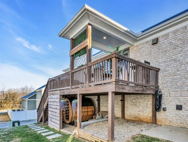 111 Ellersly Way, Kingston Springs, TN 37082