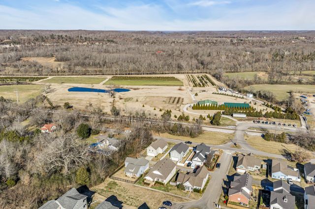 111 Ellersly Way, Kingston Springs, TN 37082