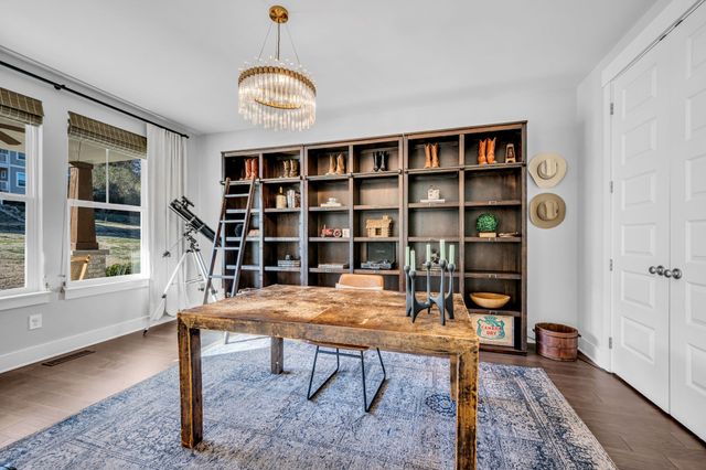 111 Ellersly Way, Kingston Springs, TN 37082