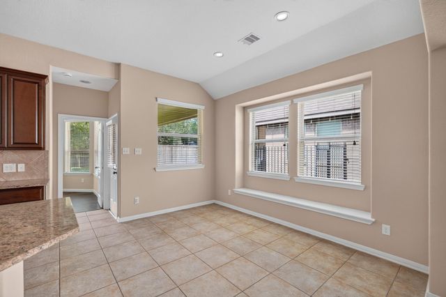 15 Butternut Grove Place, Tomball, TX 77375