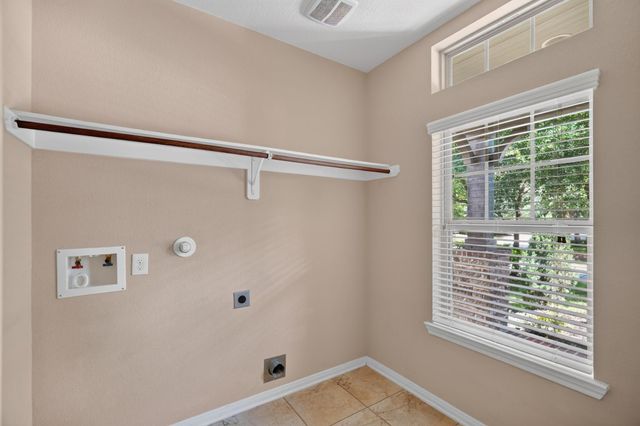 15 Butternut Grove Place, Tomball, TX 77375