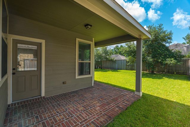 15 Butternut Grove Place, Tomball, TX 77375