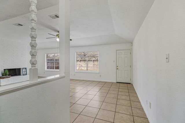 6611 Archgate Drive, Spring, TX 77373