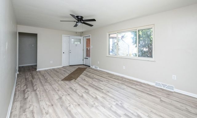 3774 W 5th Ave, West Mayfield, PA 15010