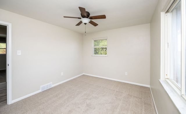 3774 W 5th Ave, West Mayfield, PA 15010