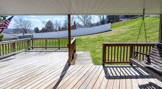 3774 W 5th Ave, West Mayfield, PA 15010