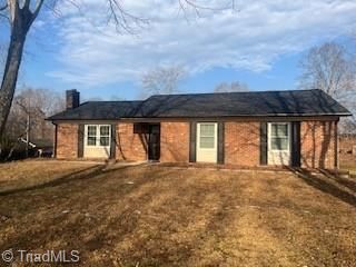 2542 Wood Valley Road, Winston-salem, NC 27106