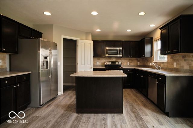 13912 Luxor Chase, Fishers, IN 46038