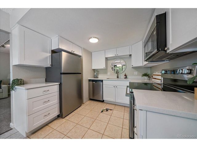 1021 Carr St 25, Denver, CO 80214