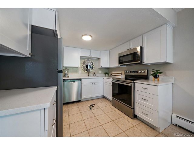 1021 Carr St 25, Denver, CO 80214