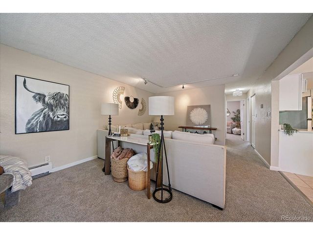 1021 Carr St 25, Denver, CO 80214