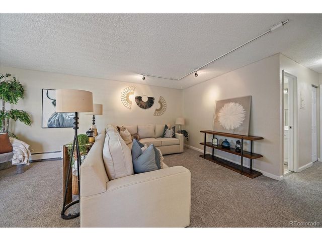 1021 Carr St 25, Denver, CO 80214