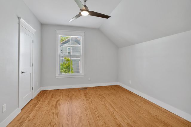 135 E South Street, Fayetteville, AR 72701