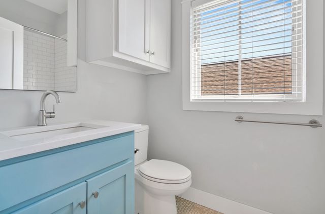 135 E South Street, Fayetteville, AR 72701